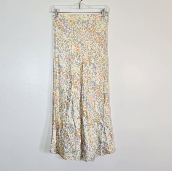 Rails Anya Satin Midi Skirt in Summer Meadow XS - Picture 5 of 9